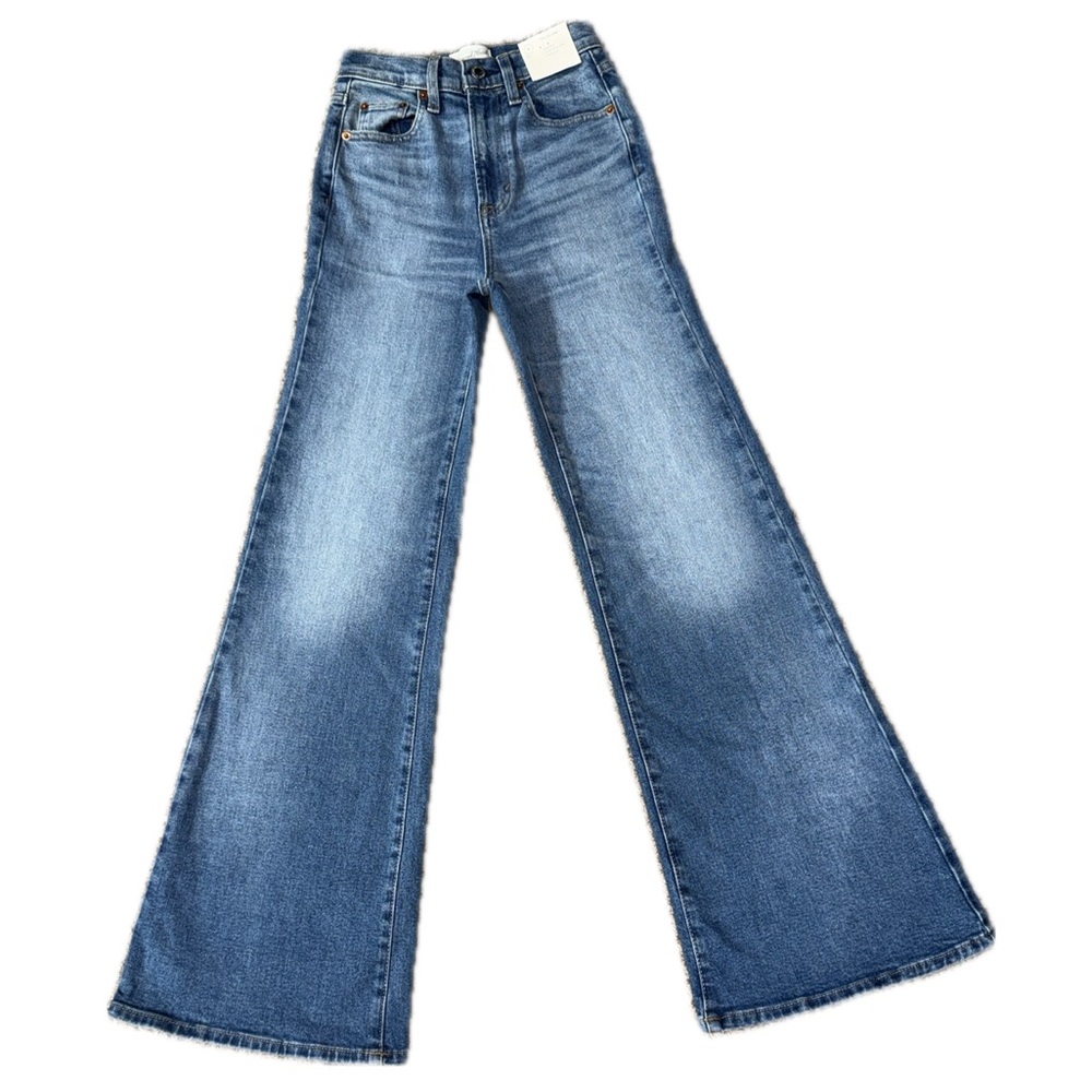 UNIVERSAL THREAD *NWT* High Rise 70s Flare Jeans | Comfort‎ Stretch | Women's 0